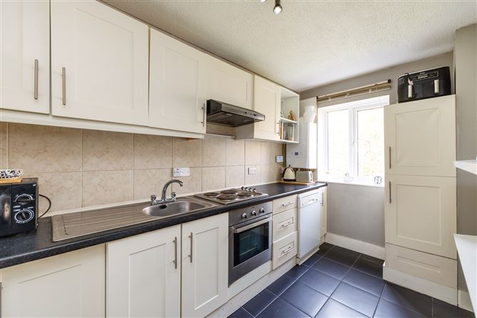 5 Clonmore Court, Glasnevin, Dublin 9