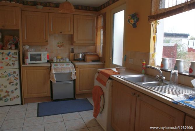 16 Dingle Road, Cabra,  Dublin 7