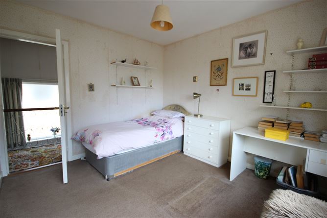21 Dundela Avenue, Sandycove, Co. Dublin