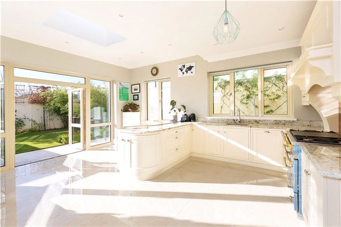 2 Glenkeen, Lott Lane, Kilcoole, Co. Wicklow