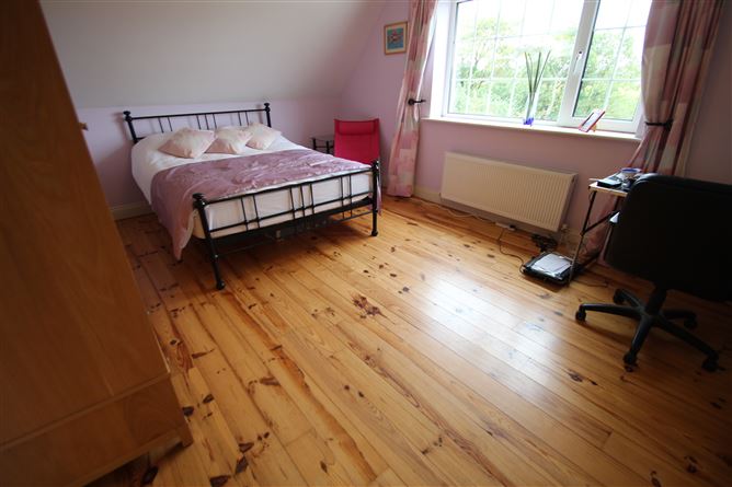 Firview, Shanagraigue, Carrigaline, Cork
