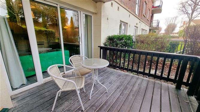 234 Hampton Square, Navan Road, Dublin 7