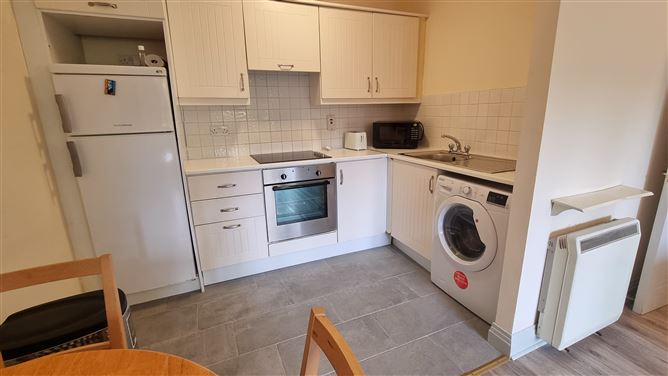 234 Hampton Square, Navan Road, Dublin 7