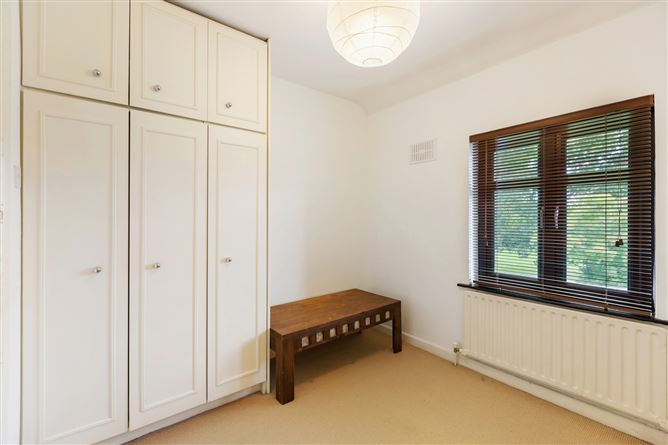 15 Weston Park, Churchtown, Dublin 14