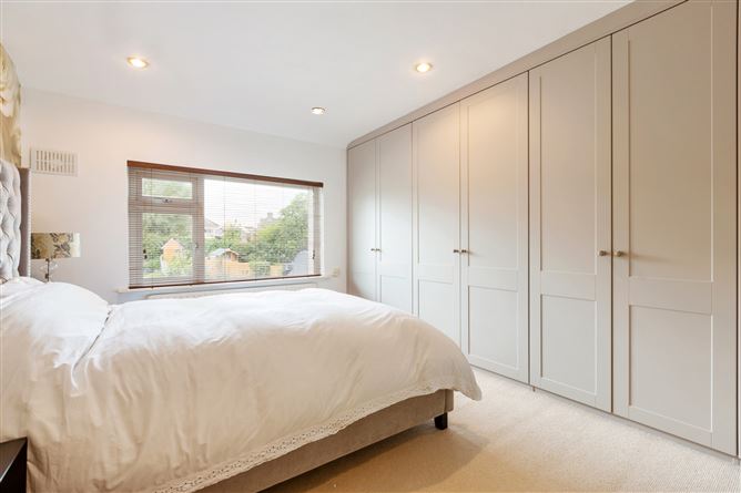 15 Weston Park, Churchtown, Dublin 14