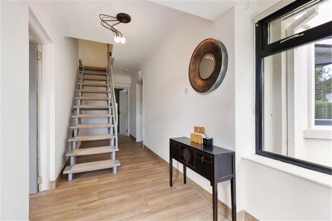 15 Weston Park, Churchtown, Dublin 14