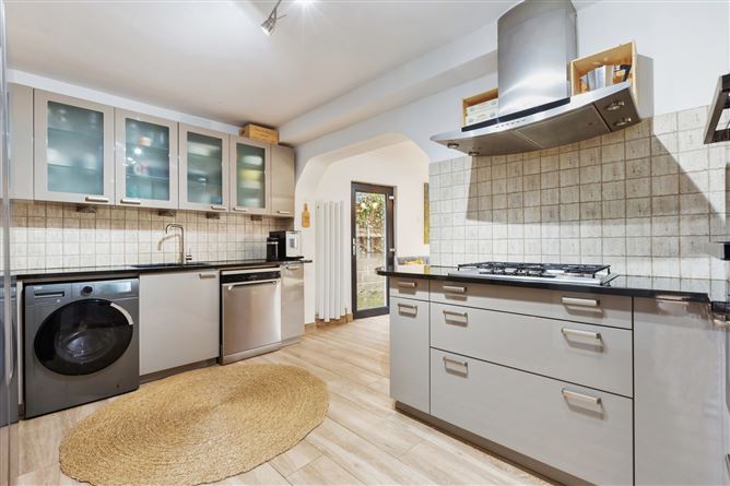 15 Weston Park, Churchtown, Dublin 14