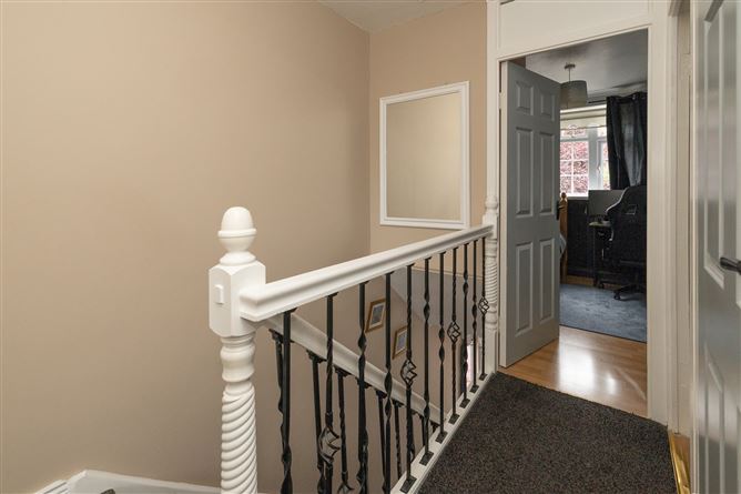 27 Lealand Avenue , Clondalkin,   Dublin 22