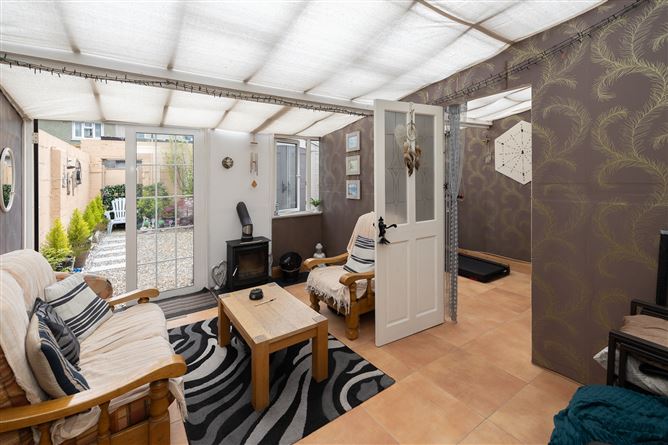 27 Lealand Avenue , Clondalkin,   Dublin 22