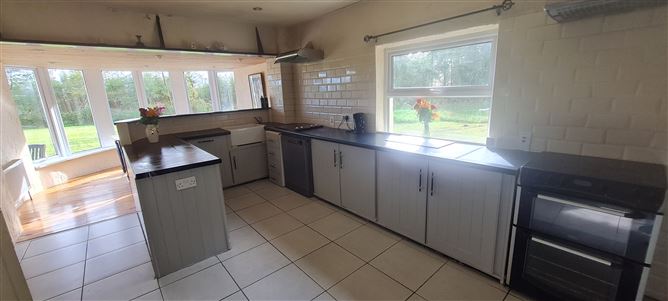 Secret hideaway in Cloonlahoon,Vacation Rental in Clare, Ireland