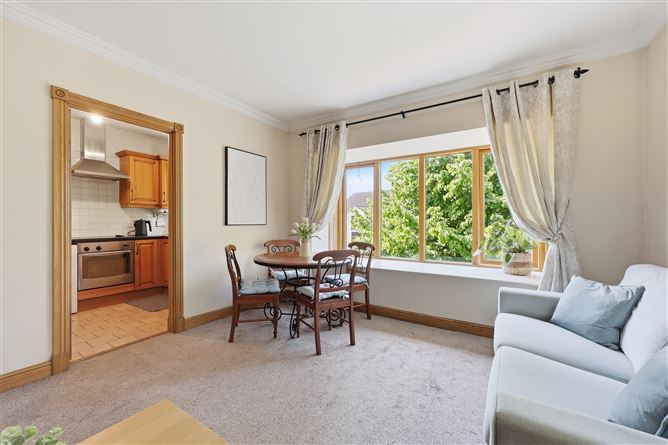 Photo 5 of 13 — 3 Ashleigh Court, Castleknock, Dublin 15
