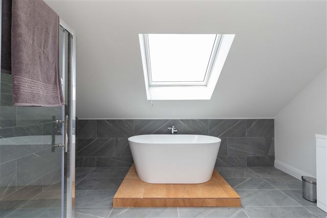Woodside Cottage, Macetown, Tara, Co. Meath