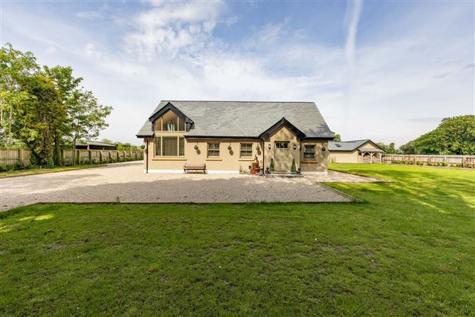 Woodside Cottage, Macetown, Tara, Co. Meath