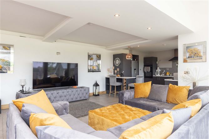 Woodside Cottage, Macetown, Tara, Co. Meath
