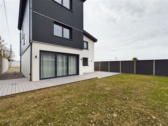 1 Seanrod, Crobally Upper, Tramore, Waterford