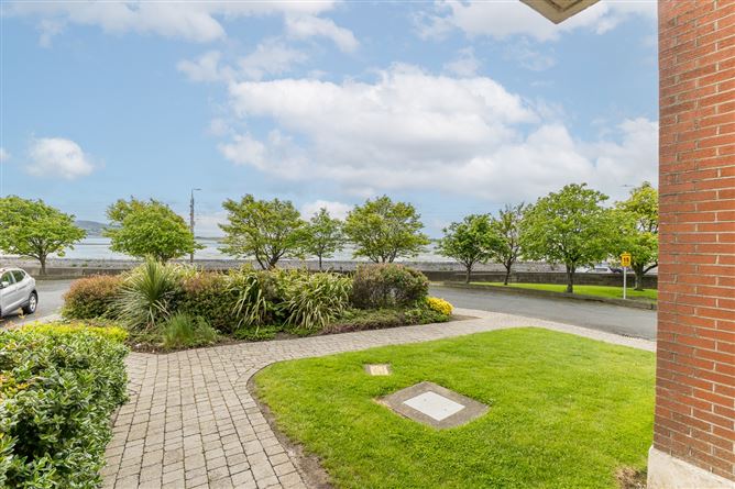 5 Mariners Court, Sutton,   Dublin 13