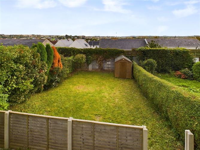 25 Roanmore Park, Waterford City, Waterford REA O'Shea O'Toole