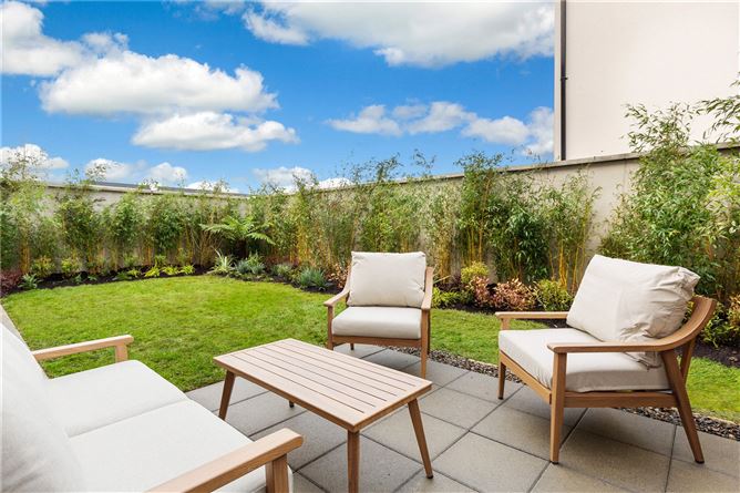https://photos-a.propertyimages.ie/media/8/1/0/4788018/e97f2499-22dd-4bae-8e78-6e8e4d185898_l.jpg