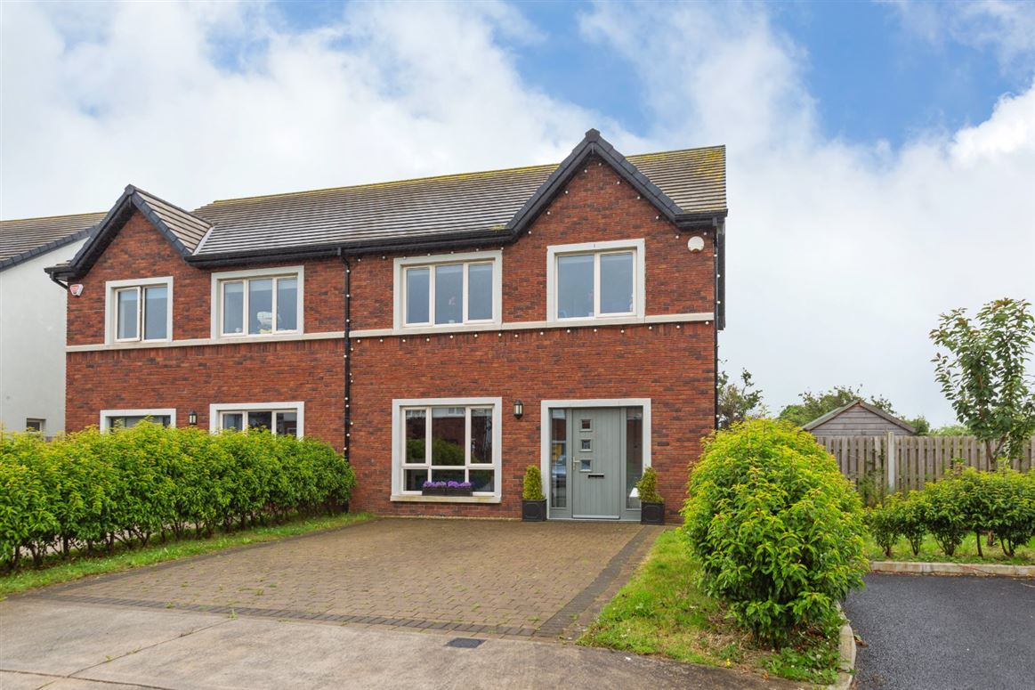 27 Viewmount, Knockadosan, Rathdrum, Co. Wicklow