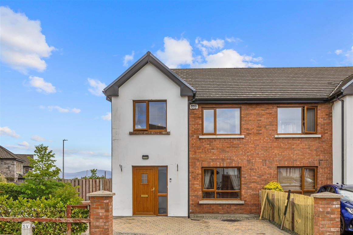4 Carlinn Drive, Mullaharlin Road, Dundalk, Co. Louth
