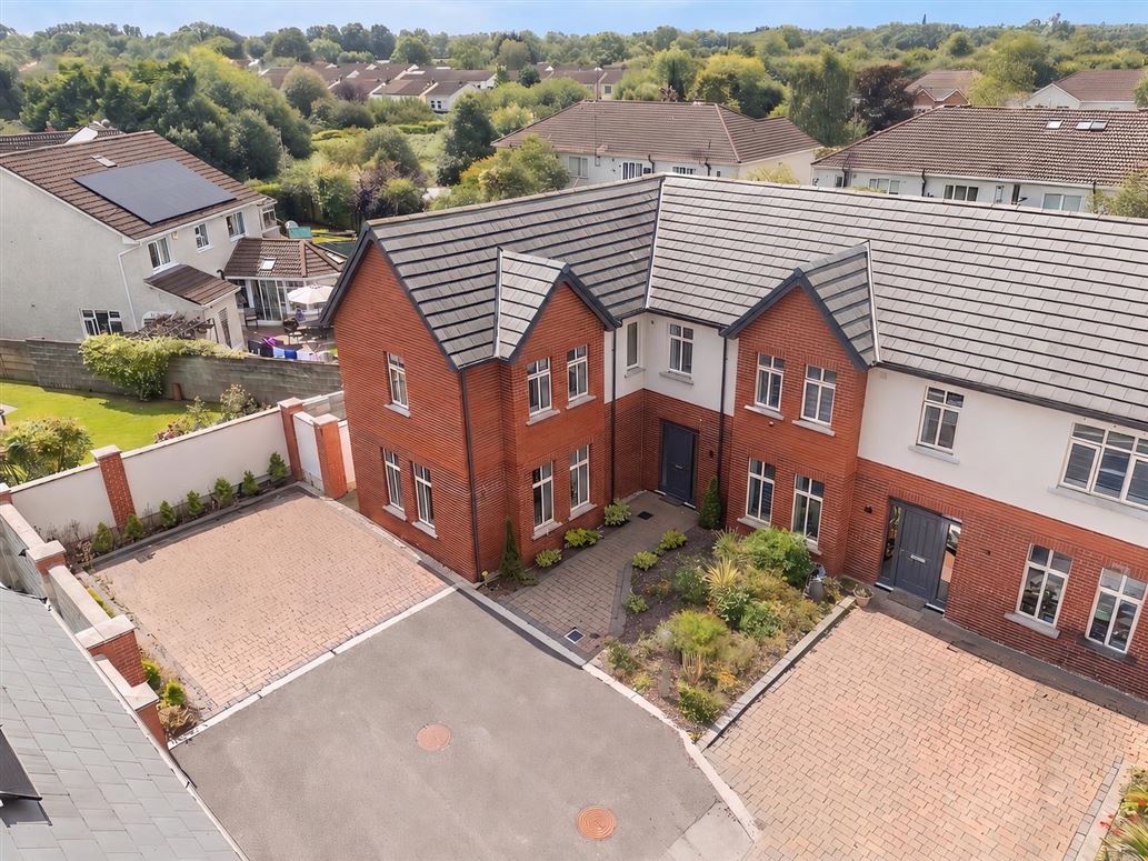 32 The Mews, Baker Hall, Navan, Meath