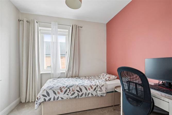 Photo 21 of 28 — 1 Washington Green, Malahide Road, Balgriffin, Dublin 17
