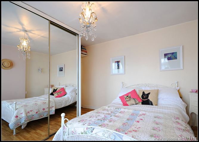 Photo 11 of 16 — 57 ELM MOUNT AVENUE, Beaumont, Dublin 9