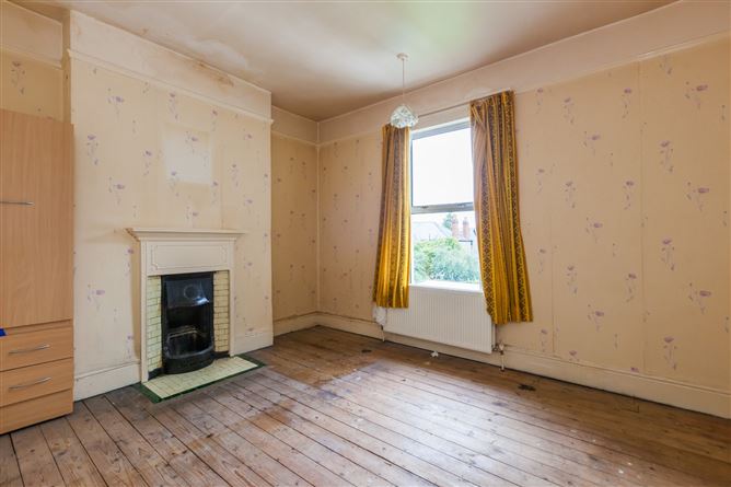 9 Crescent Villas, Iona Road, Drumcondra, Dublin 9