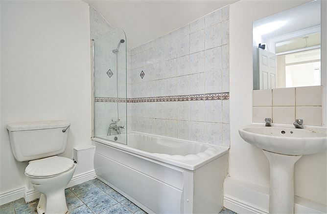 3 Saint Peters Court, Magdalene Street, Drogheda, Louth