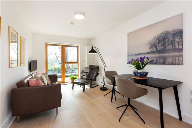 9 The Green, Kensington Lodge, Rochestown Avenue, Dun Laoghaire