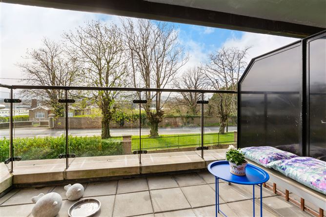 9 The Green, Kensington Lodge, Rochestown Avenue, Dun Laoghaire