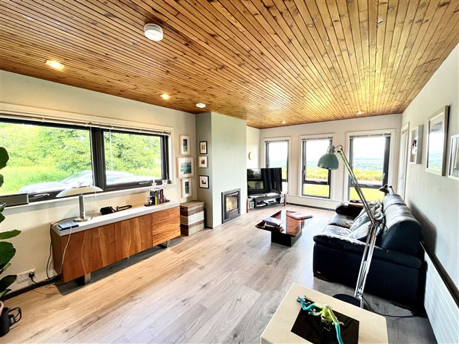 Knockaclogher, Ballyroe Tralee, Co. Kerry, Tralee, Kerry