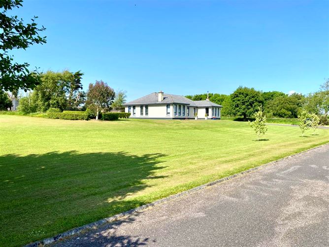 Knockaclogher, Ballyroe Tralee, Co. Kerry, Tralee, Kerry