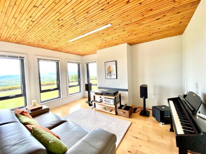 Knockaclogher, Ballyroe Tralee, Co. Kerry, Tralee, Kerry