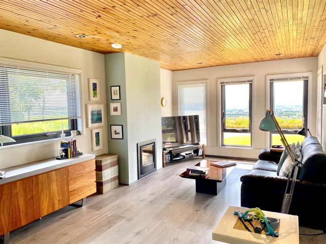 Knockaclogher, Ballyroe Tralee, Co. Kerry, Tralee, Kerry