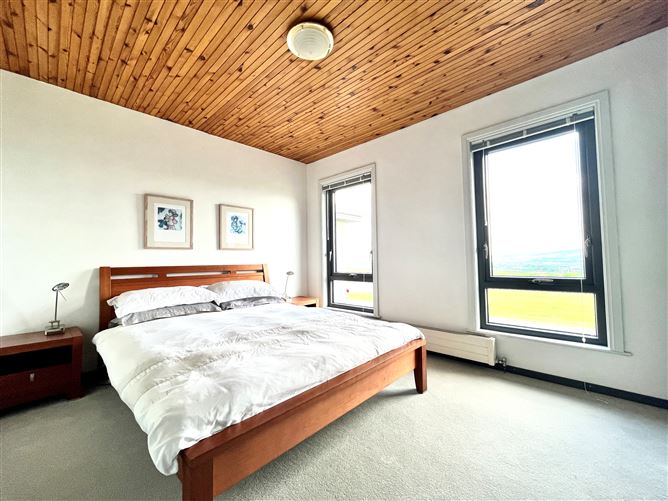 Knockaclogher, Ballyroe Tralee, Co. Kerry, Tralee, Kerry