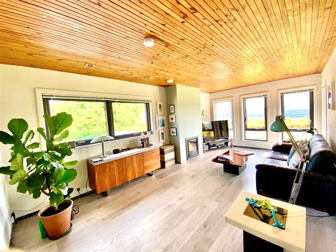 Knockaclogher, Ballyroe Tralee, Co. Kerry, Tralee, Kerry