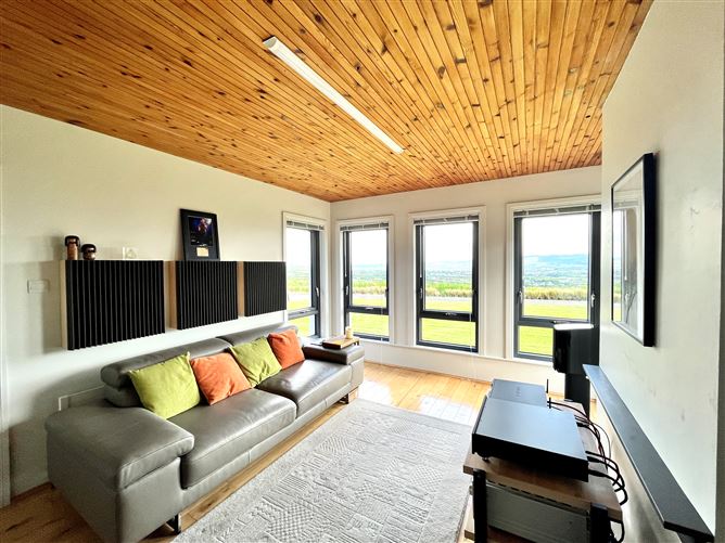 Knockaclogher, Ballyroe Tralee, Co. Kerry, Tralee, Kerry