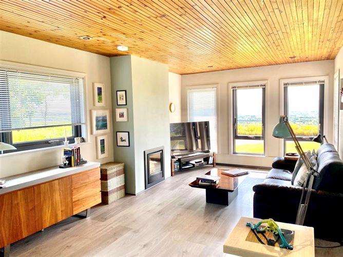 Knockaclogher, Ballyroe Tralee, Co. Kerry, Tralee, Kerry