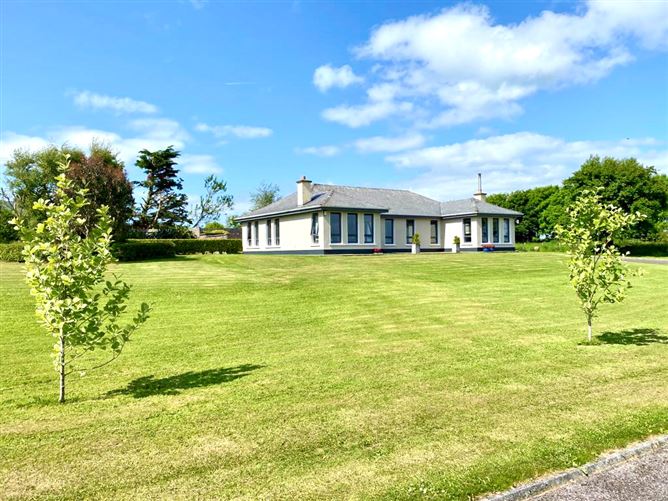 Knockaclogher, Ballyroe Tralee, Co. Kerry, Tralee, Kerry