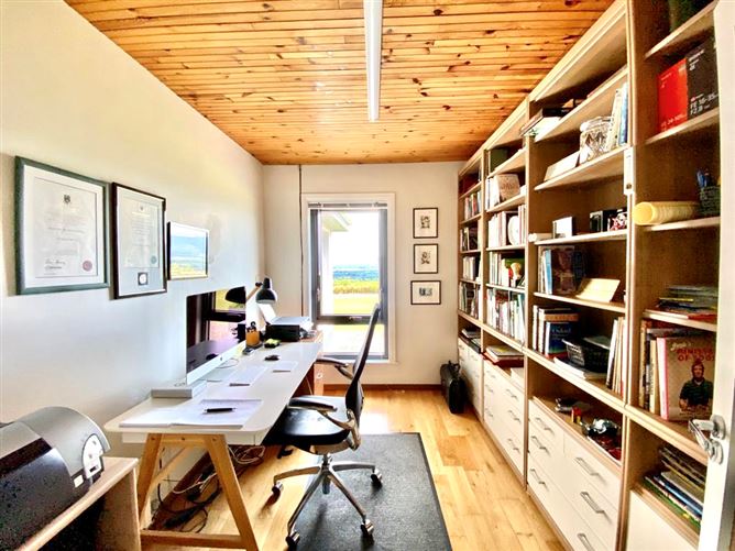 Knockaclogher, Ballyroe Tralee, Co. Kerry, Tralee, Kerry