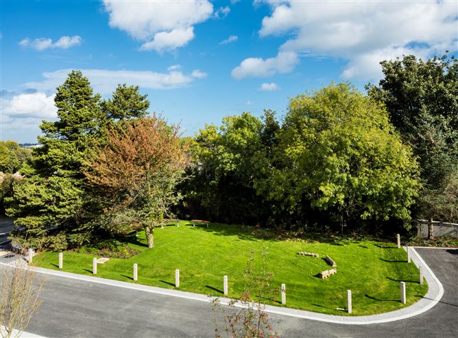 8 Brambledown, Glenamuck Road, Carrickmines, Dublin 18