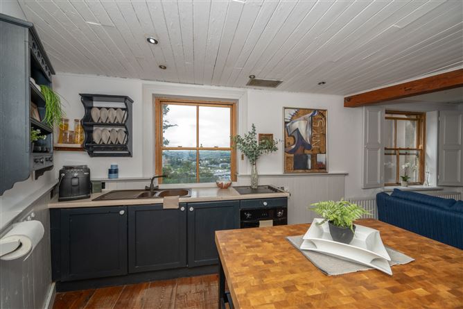 6a Lower Montenotte Road, Montenotte, Cork