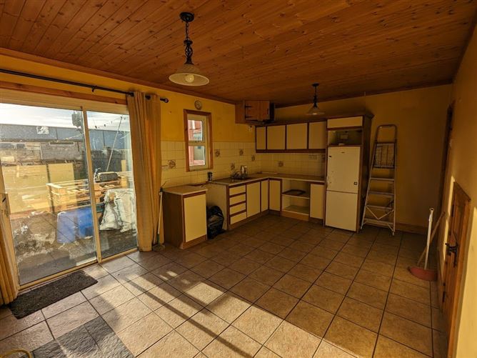 52 Ballygraigue Estate, Nenagh, Co. Tipperary