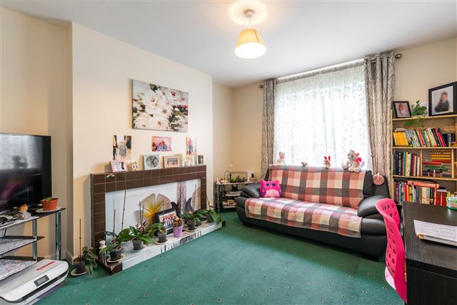 11 Saint Finian's Close, Lucan, Dublin