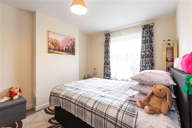 11 Saint Finian's Close, Lucan, Dublin