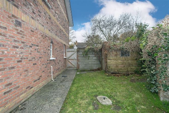 141 The Maples, Clonskeagh, Dublin 14