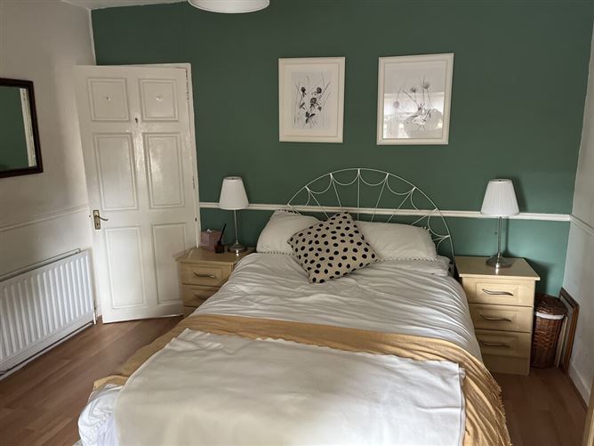 Double bedroom in house available, Crumlin, Dublin 12