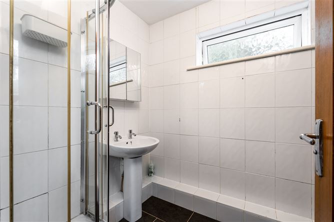 72 Llewellyn Grove, Rathfarnham, Dublin 16