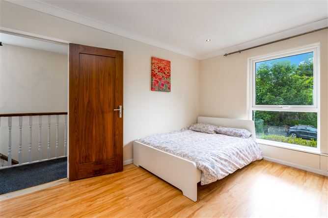 72 Llewellyn Grove, Rathfarnham, Dublin 16